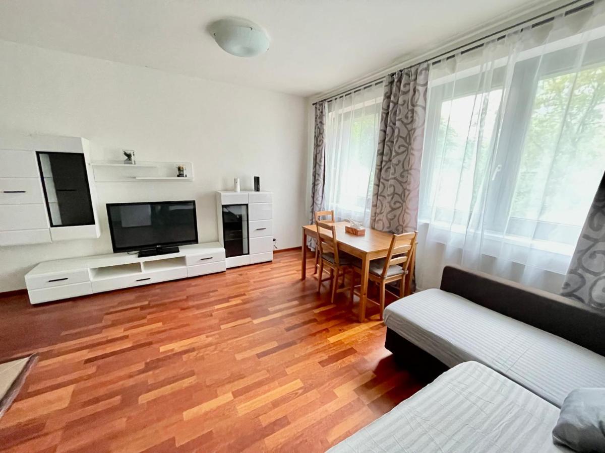 Centrum Park Apartment+ Prague Ngoại thất bức ảnh