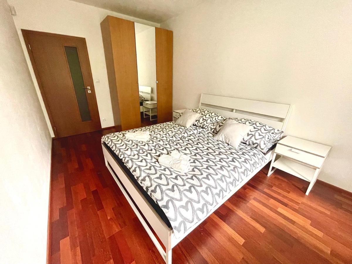 Centrum Park Apartment+ Prague Ngoại thất bức ảnh